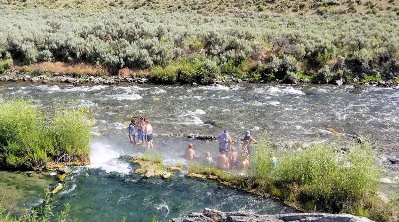 イエローストーン国立公園を楽しもう 3. 温泉!? in ボイリング リバー編 Boiling River in Yellowstone National Park